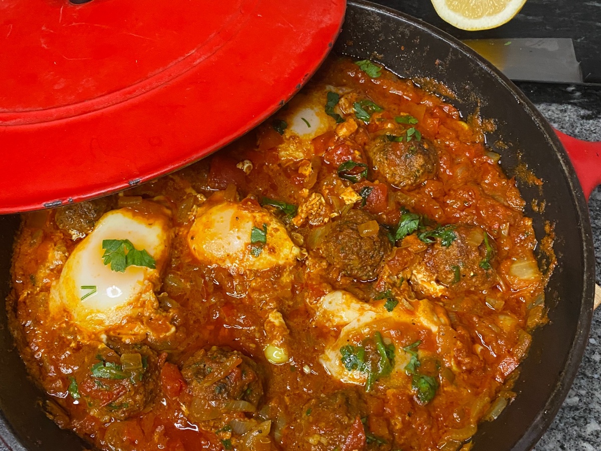 Moroccan Kefta Meatballs with Eggs